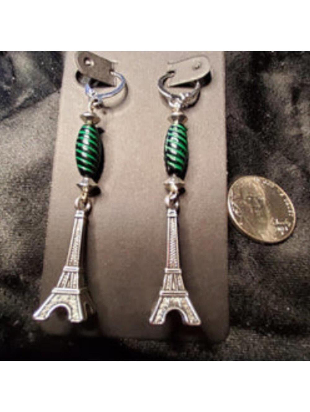 v Eiffel Green Earrings vv